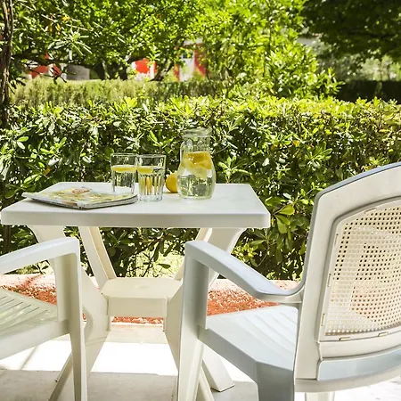 Apart-hotel Dendrolivano Minia