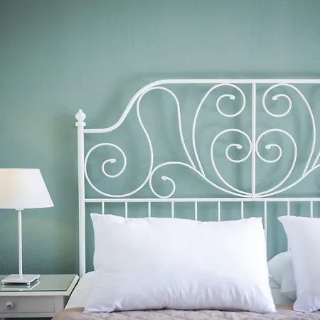 Dendrolivano Миния