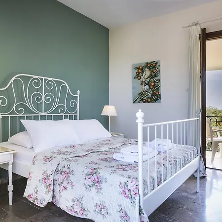 Dendrolivano Миния